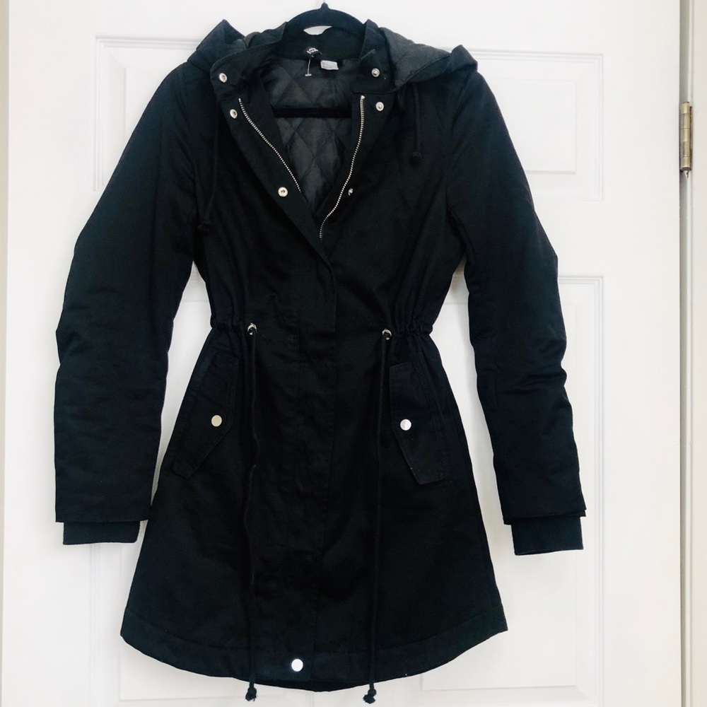 Black H&M/Divided parka